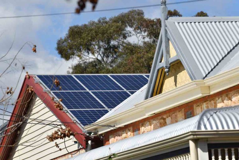 Rooftop solar and battery payback time shrinks as systems get cheaper