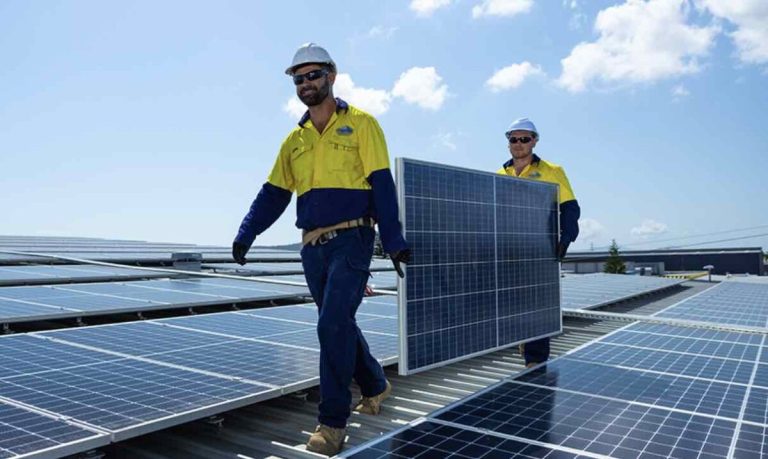 Rooftop solar takes an even bigger bite out of diminishing coal pie: But can it be controlled?