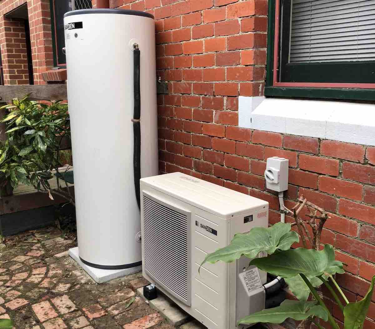 Heat pump boom: Installs jump 70 pct as homes prepare for electric future