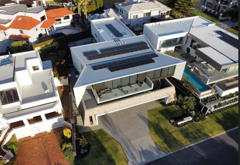 New high power, high efficiency rooftop solar panel launches in Australia