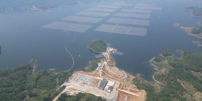 Indonesia’s solar goes to water with opening of region’s biggest floating PV facility
