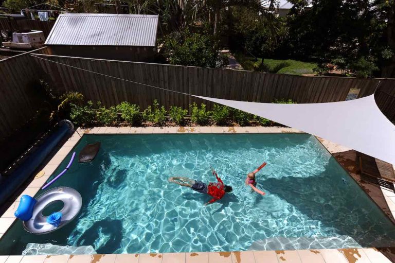 Rooftop solar, batteries, pool pumps, hot water: Arena backs 510MW household VPP