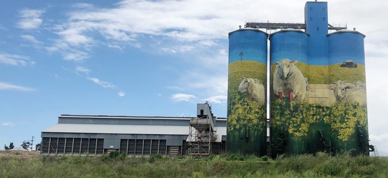 “First-of-a-kind” solar and battery microgrid to power coal-country town through grid outages