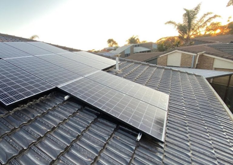 Rooftop solar certificate trading platform back in business after Federal Court intervention