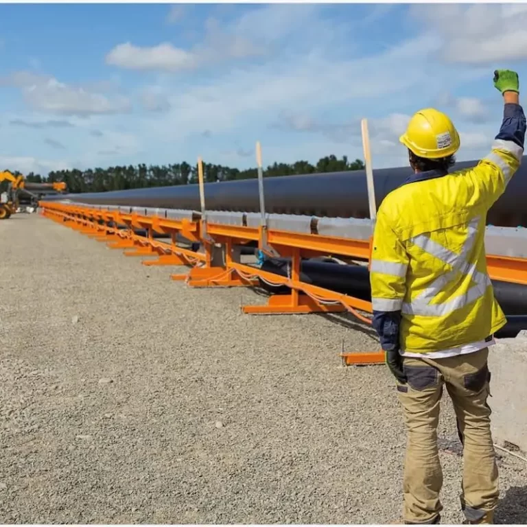 Australia’s only solar panel maker to supply nation’s first “net-zero” water pipeline