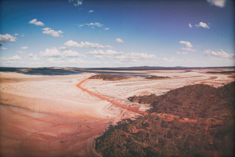 Another remote W.A. town in line for renewables revamp with solar-battery plan
