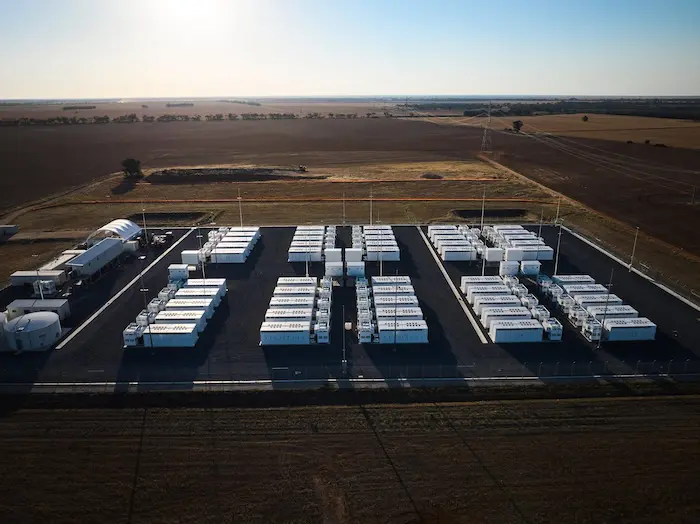 Plunging cost of solar batteries ensure renewables remain lowest cost option for Australia, CSIRO says